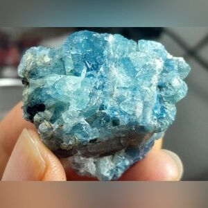 106cts/Vietnam Natural Unheat Blue Aquamarine Rough Crystal